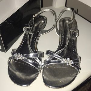Deb Low Heels